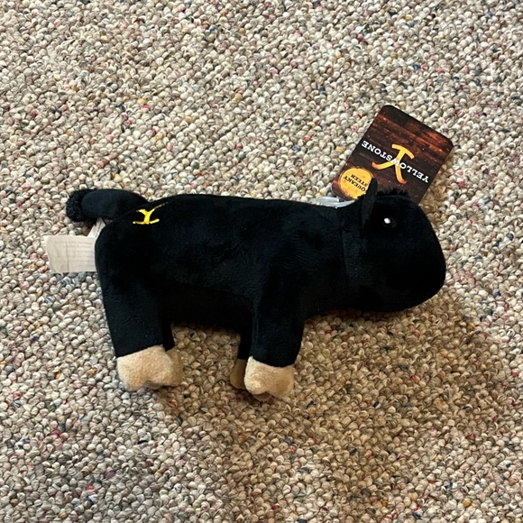 🆕 Yellowstone Steer Squeaky Dog Toy - Picture 2 of 8
